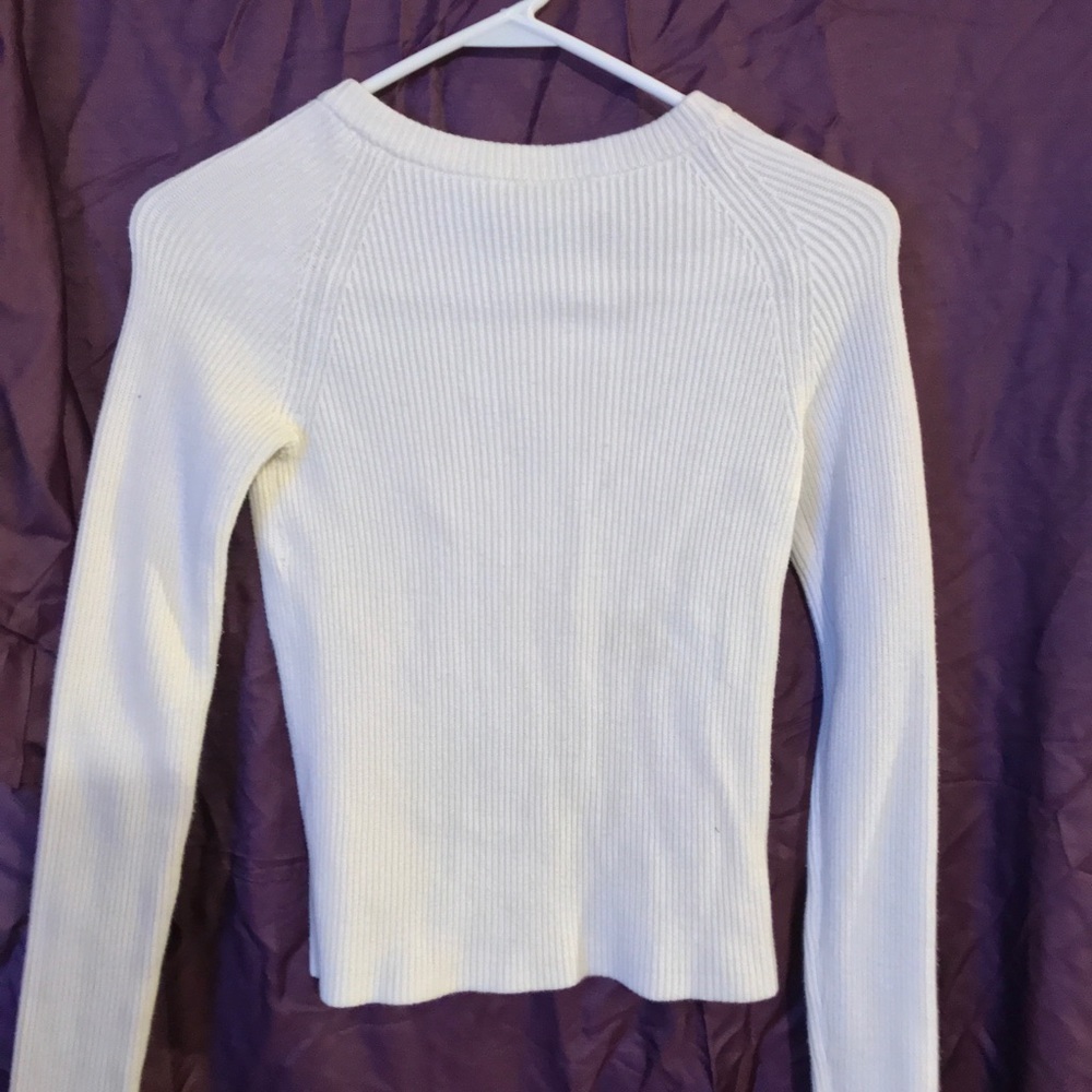 Sweater - Picture 4 of 4